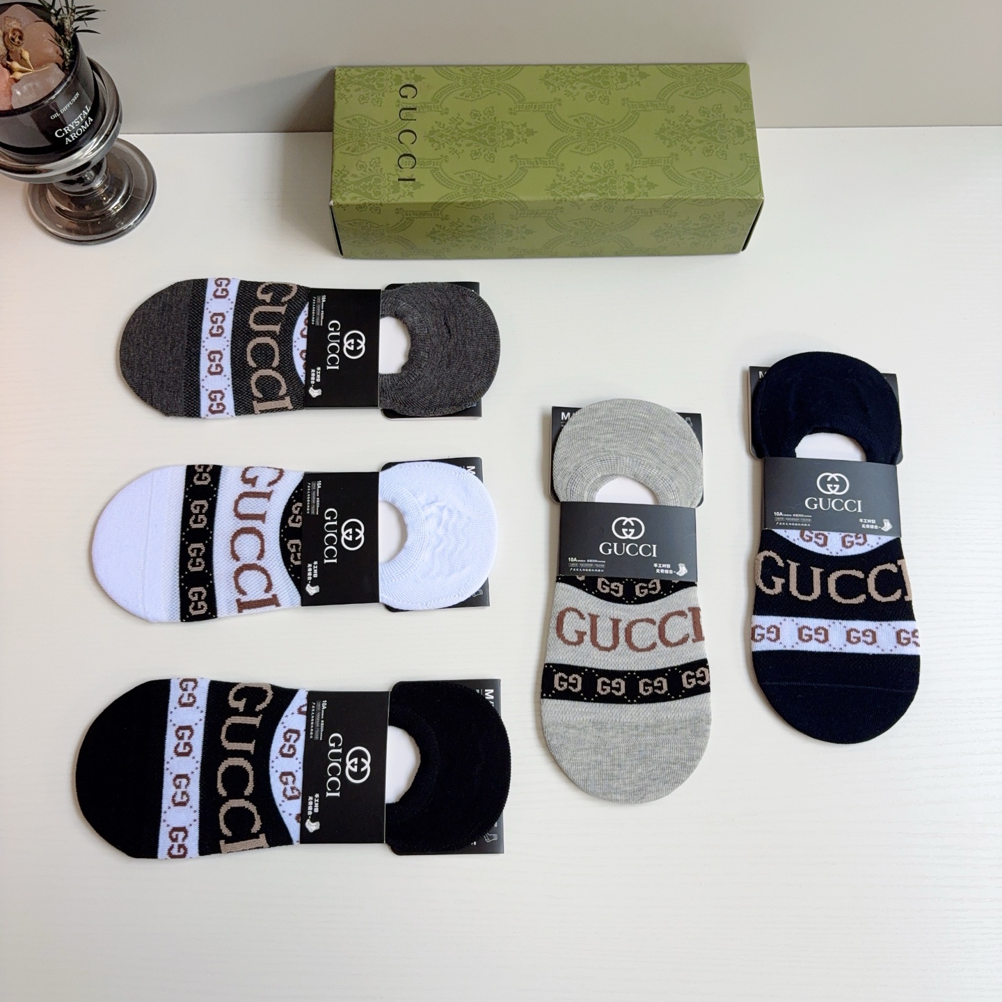 配包装（一盒5双）  Gucci 古奇 ins超新款短款船袜，竹棉透气面料，经典G家袜子 个性时尚百搭款！