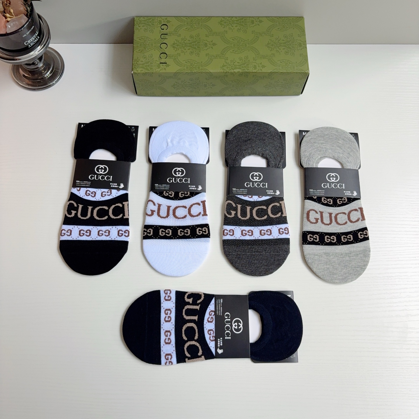 配包装（一盒5双）  Gucci 古奇 ins超新款短款船袜，竹棉透气面料，经典G家袜子 个性时尚百搭款！
