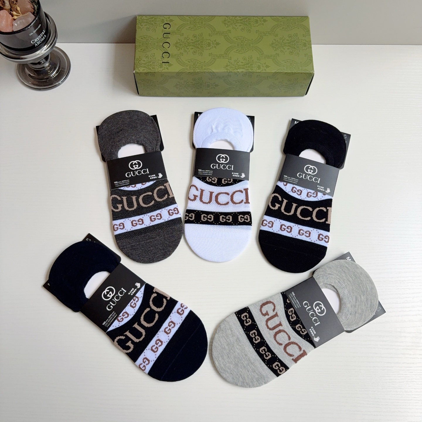 配包装（一盒5双）  Gucci 古奇 ins超新款短款船袜，竹棉透气面料，经典G家袜子 个性时尚百搭款！