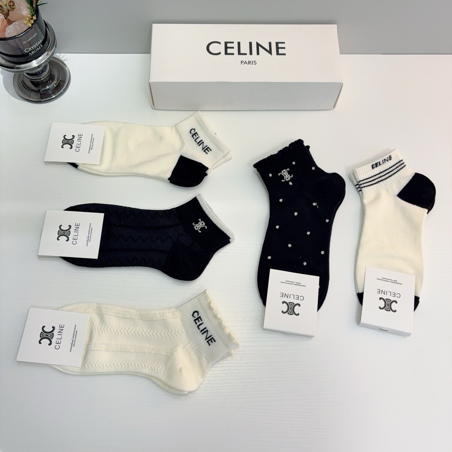 配包装（一盒5双） CELINE  赛琳 新款船袜袜子！纯棉面料，专柜同 步短短筒袜子，💛大牌出街，潮人必备。超好搭