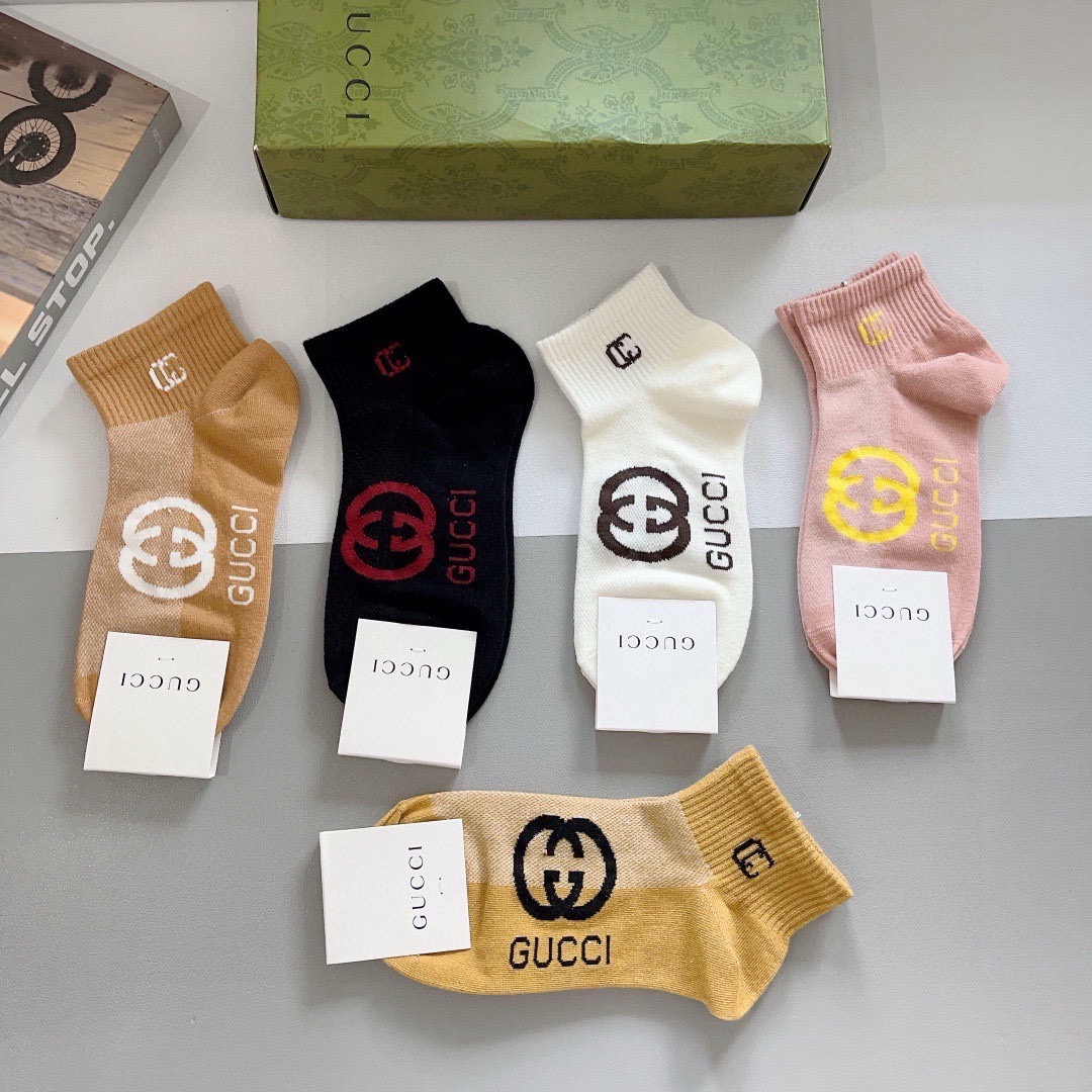配包装（一盒5双） Gucci 古奇 ins超火爆小单品袜子，纯棉面料，潮人必备 ，Gucci 爆款，经典双G袜，个性时