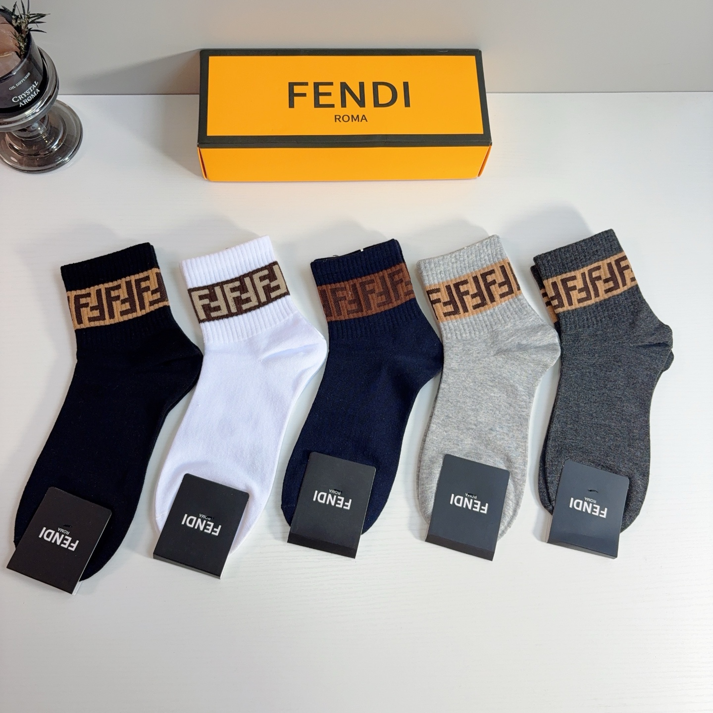 配包装（一盒5双） FENDI 芬迪经典男士中筒袜子❗️纯棉材质柔软，经典的双F图案logo！
