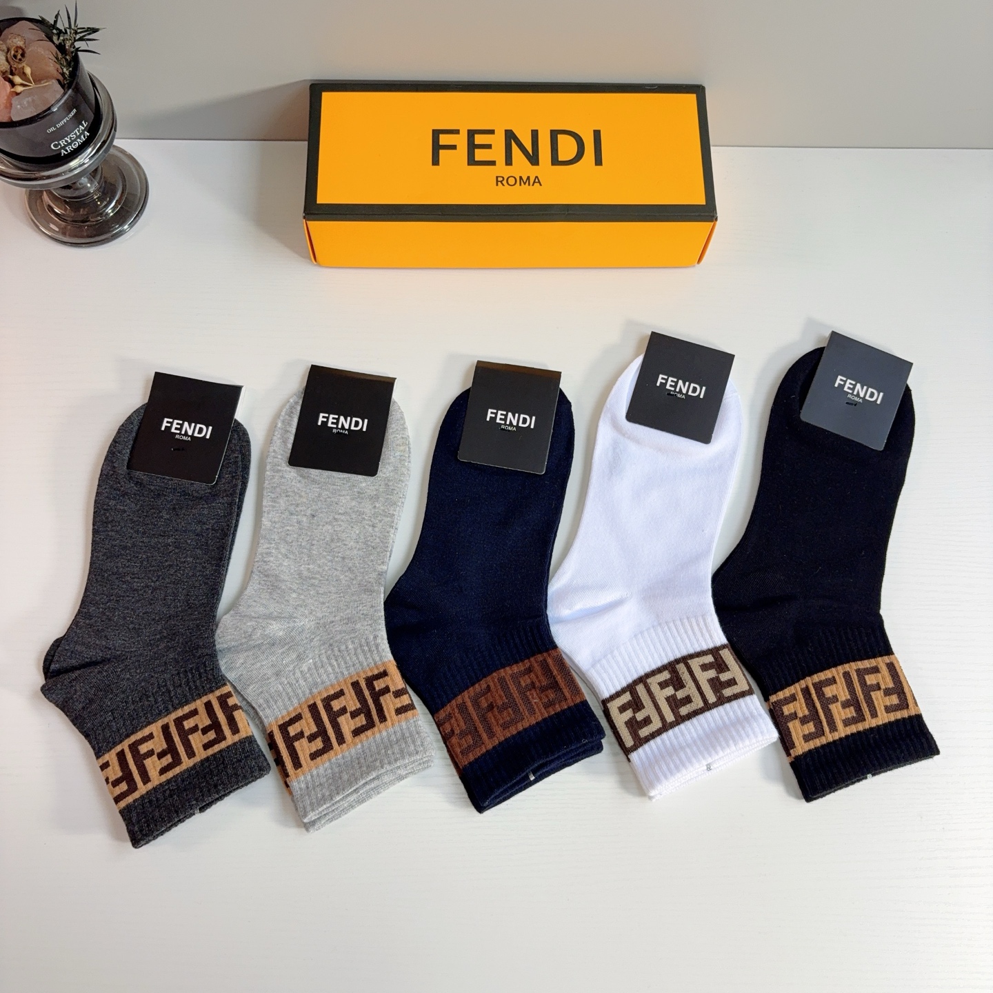 配包装（一盒5双） FENDI 芬迪经典男士中筒袜子❗️纯棉材质柔软，经典的双F图案logo！