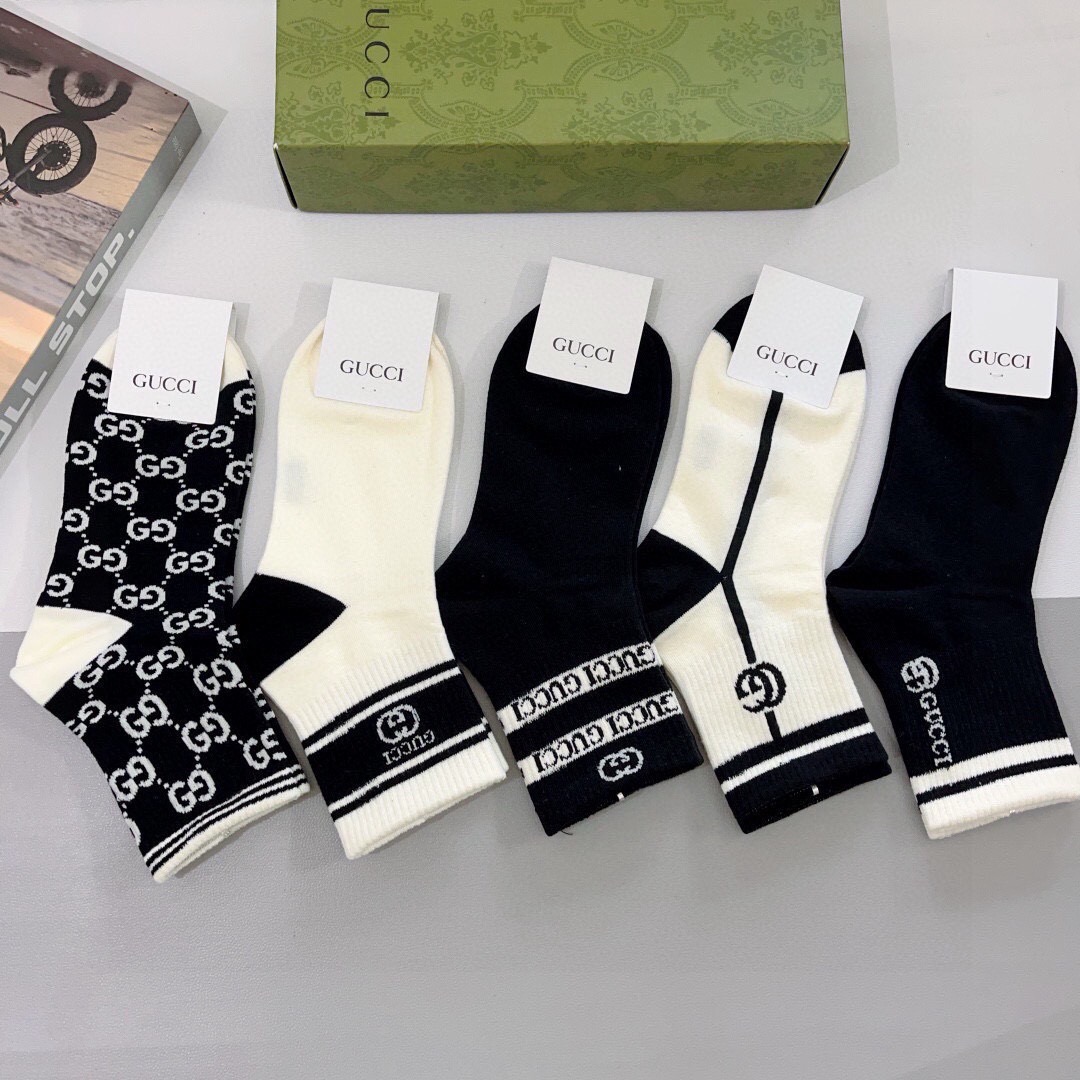 配包装（一盒5双） Gucci 古奇 ins超火爆小单品男女同款袜子，纯棉面料，潮人必备 ，Gucci 爆款，经典双G袜