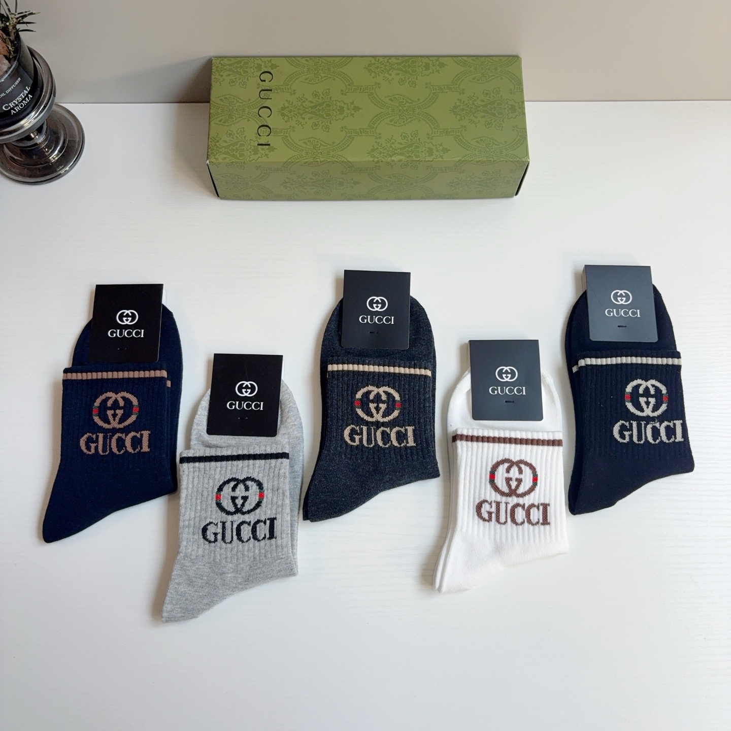 配包装（一盒5双） GUCCI 古奇男士新款袜子！纯棉面料，经典图案，专柜同步中筒袜子，💛大牌出街，潮人必备。超好搭