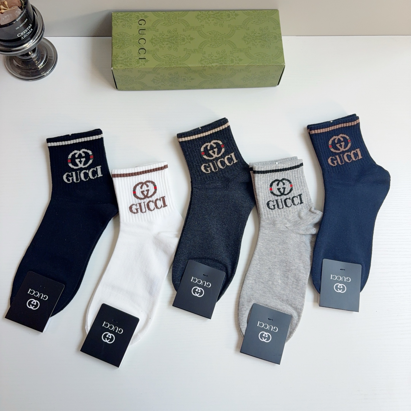 配包装（一盒5双） GUCCI 古奇男士新款袜子！纯棉面料，经典图案，专柜同步中筒袜子，💛大牌出街，潮人必备。超好搭