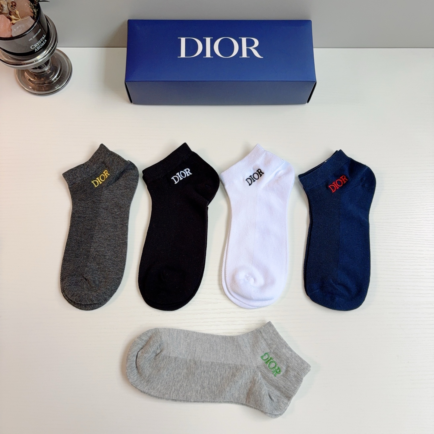 配包装（一盒5双）  Dior 迪奥新款刺绣纯棉袜子 经典字母logo船袜，个性时尚百搭款，超柔软材质舒适透气！