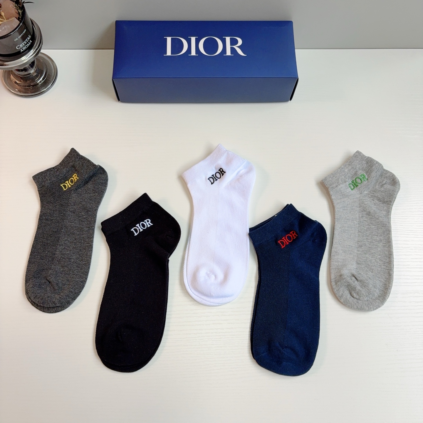 配包装（一盒5双）  Dior 迪奥新款刺绣纯棉袜子 经典字母logo船袜，个性时尚百搭款，超柔软材质舒适透气！