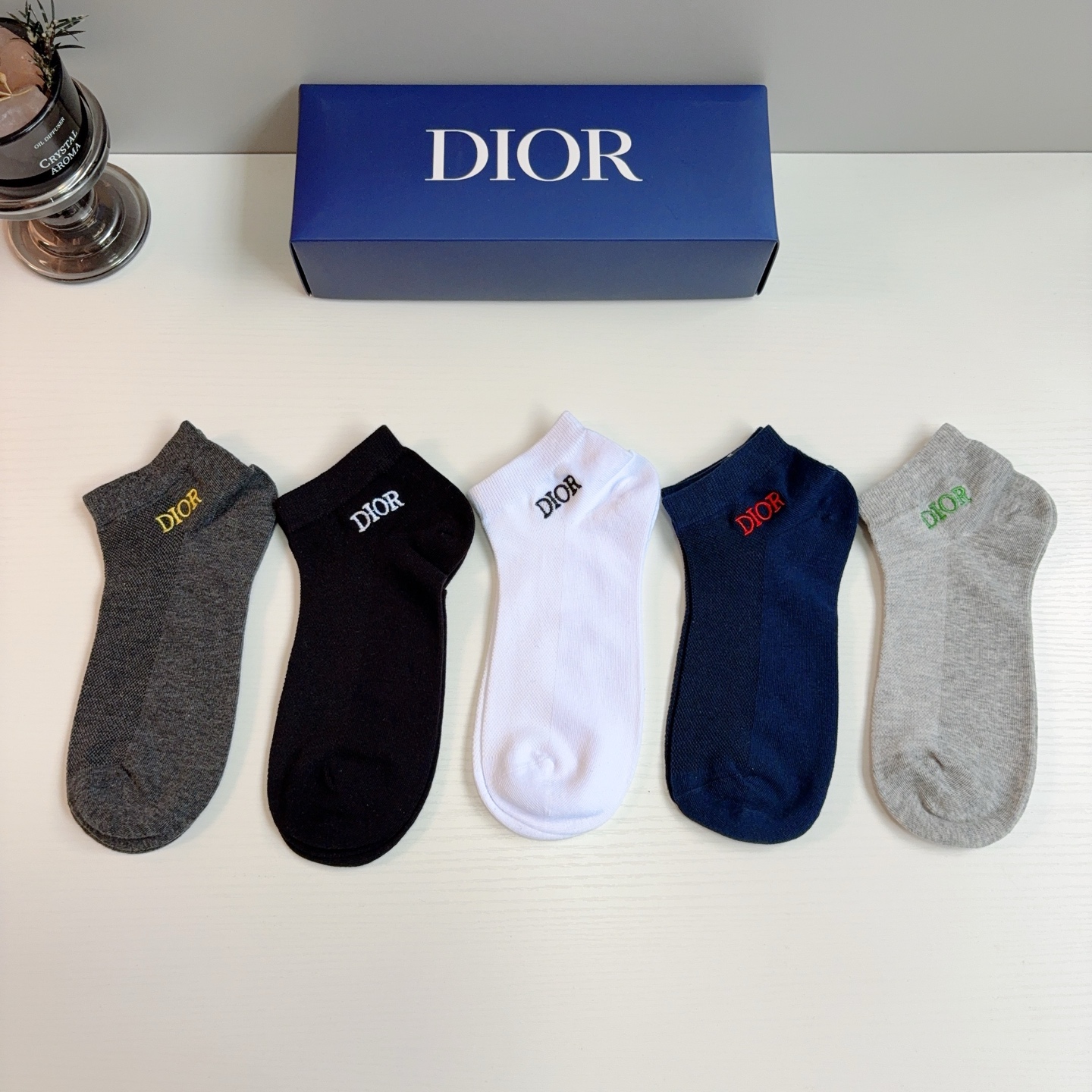 配包装（一盒5双）  Dior 迪奥新款刺绣纯棉袜子 经典字母logo船袜，个性时尚百搭款，超柔软材质舒适透气！