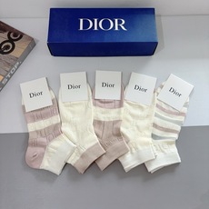 配包装(一盒5双) 🌟 Dior (迪奥) 竹棉材质袜子 潮人必备爆款,经典字母logo船袜,个性时尚百搭款,!超柔软 配包装(一盒5双) 🌟 Dior (迪奥) 竹棉材质袜子 潮人必备爆款,经典字母logo船袜,个性时尚百搭款,!超柔软