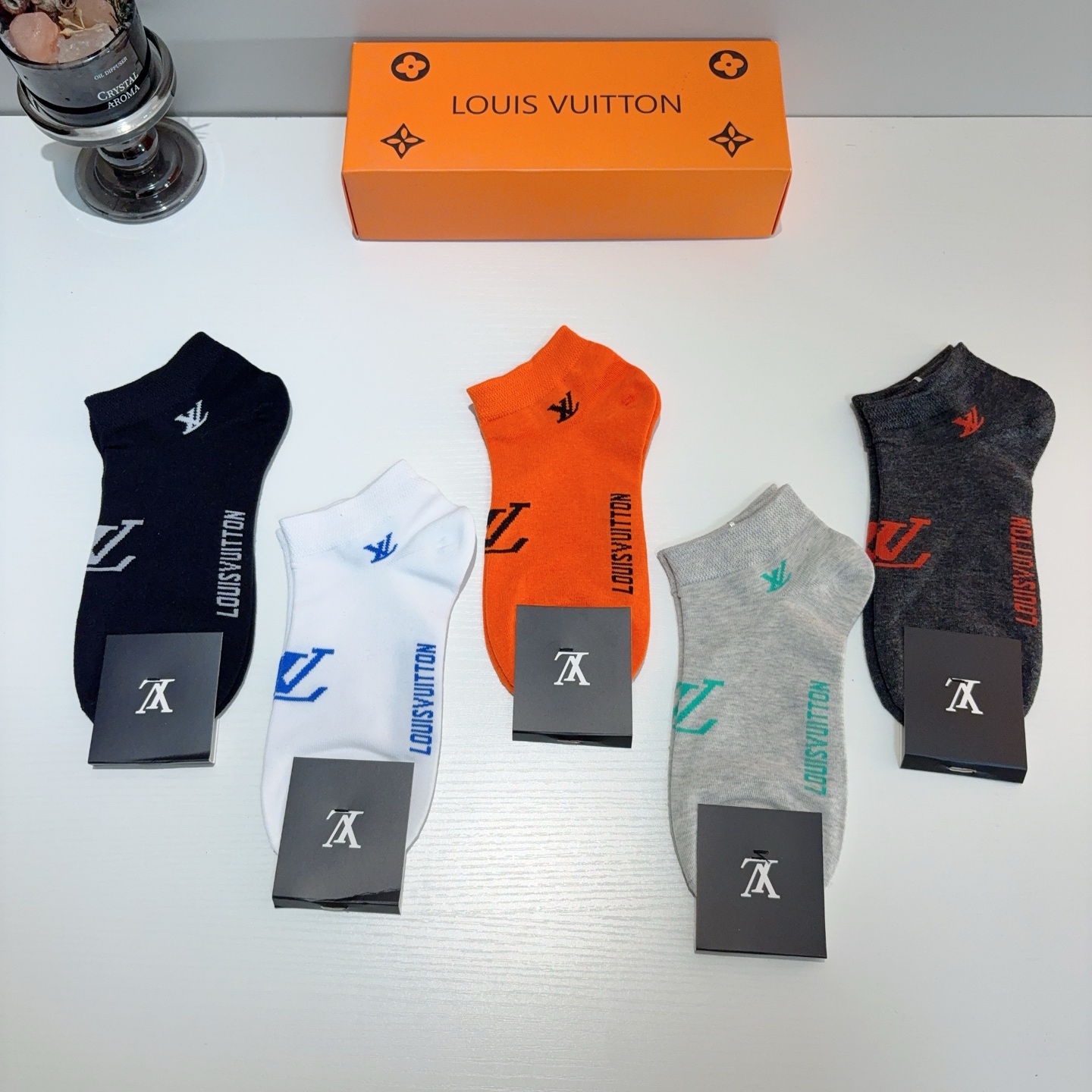 配包装（一盒5双） 🌟 LV 路易威登 经典字母logo短筒袜，超柔软材质，时尚百搭款 🌟