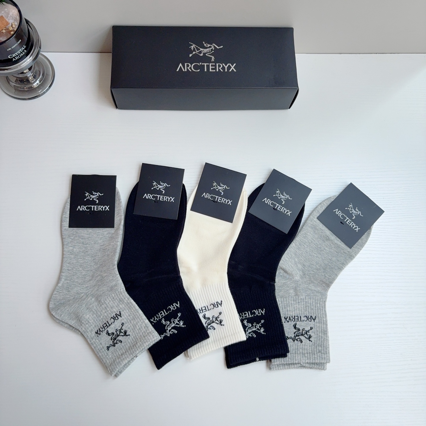 配包装（一盒5双） ARC·TERYX（始祖鸟）新款中筒袜子❗️高版本纯棉质地柔软，经典图案logo，网红同步袜子❗️大