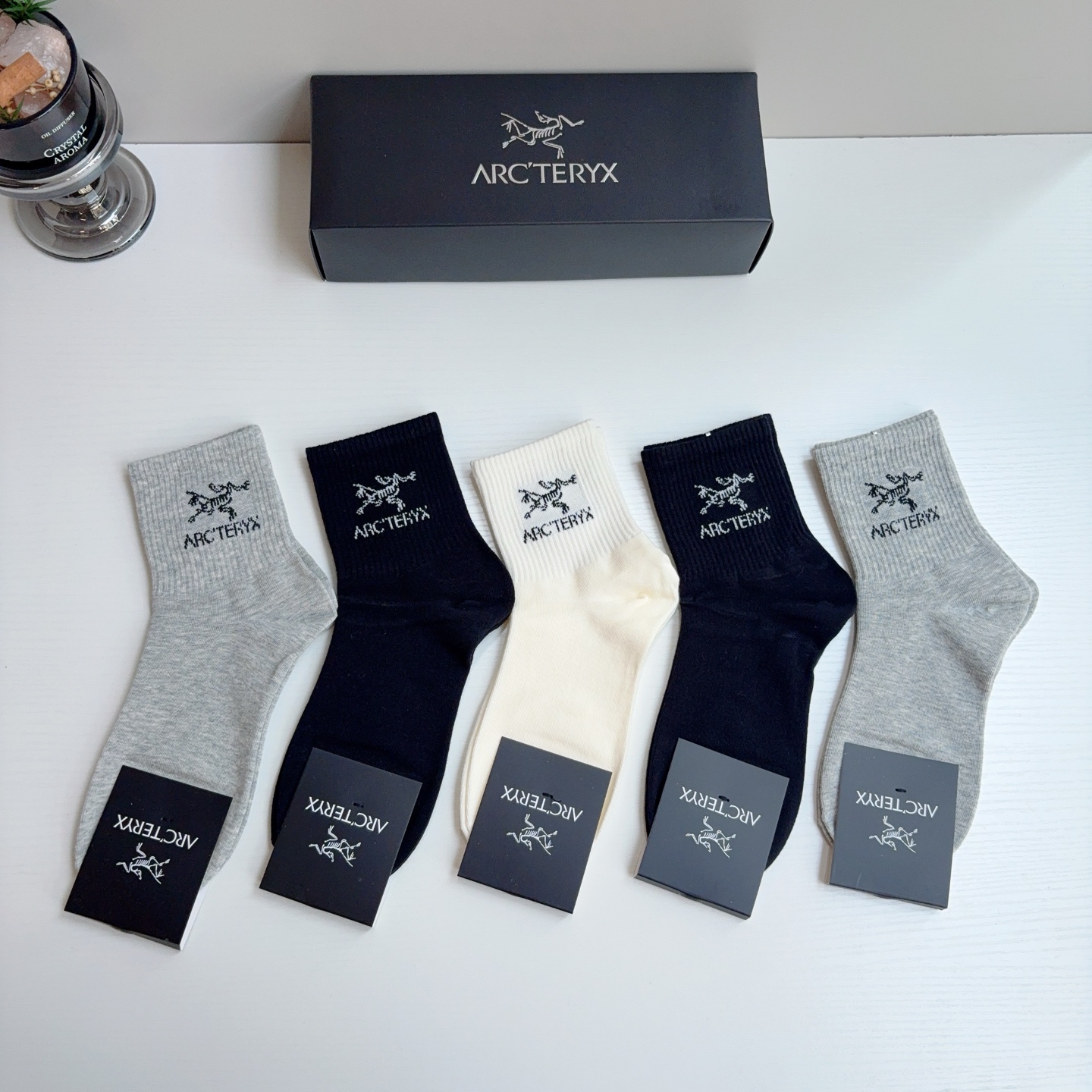 配包装（一盒5双） ARC·TERYX（始祖鸟）新款中筒袜子❗️高版本纯棉质地柔软，经典图案logo，网红同步袜子❗️大