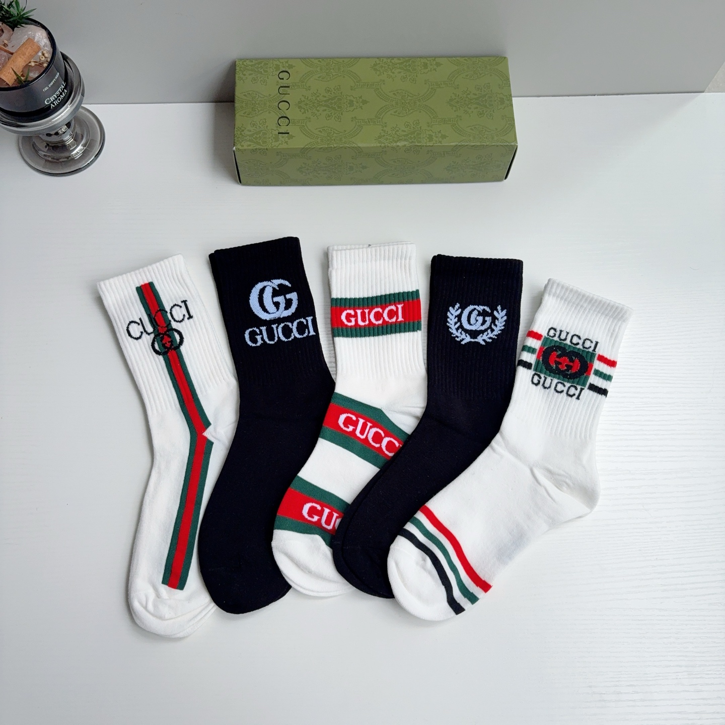 配包装（一盒5双）  Gucci 古奇 ins超火爆长筒袜，纯棉面料，潮人必备 ，经典双G字母，个性时尚百搭款！