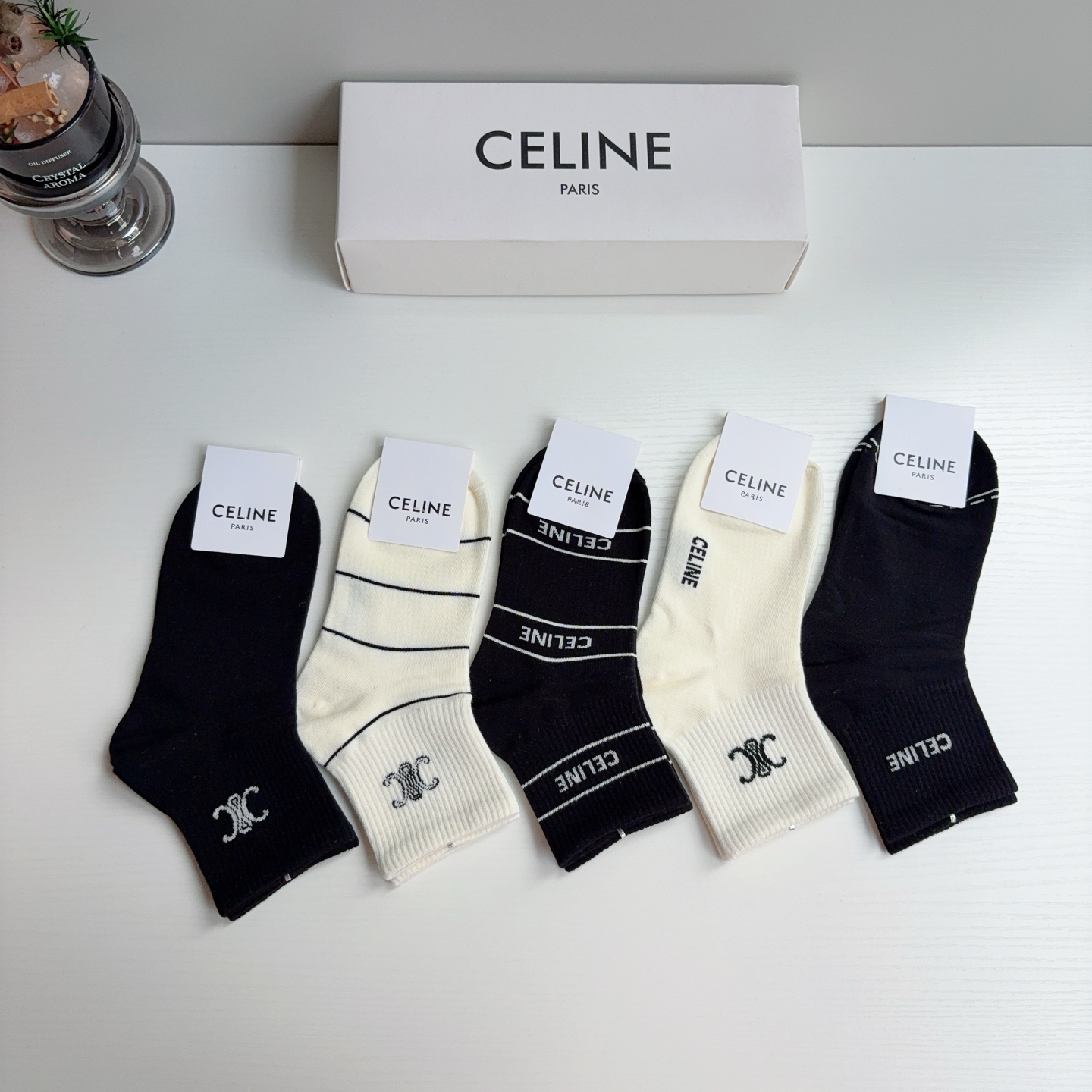 配包装（一盒5双） CELINE  赛琳 新款中筒袜！纯棉面料大牌出街，潮人必备袜子！