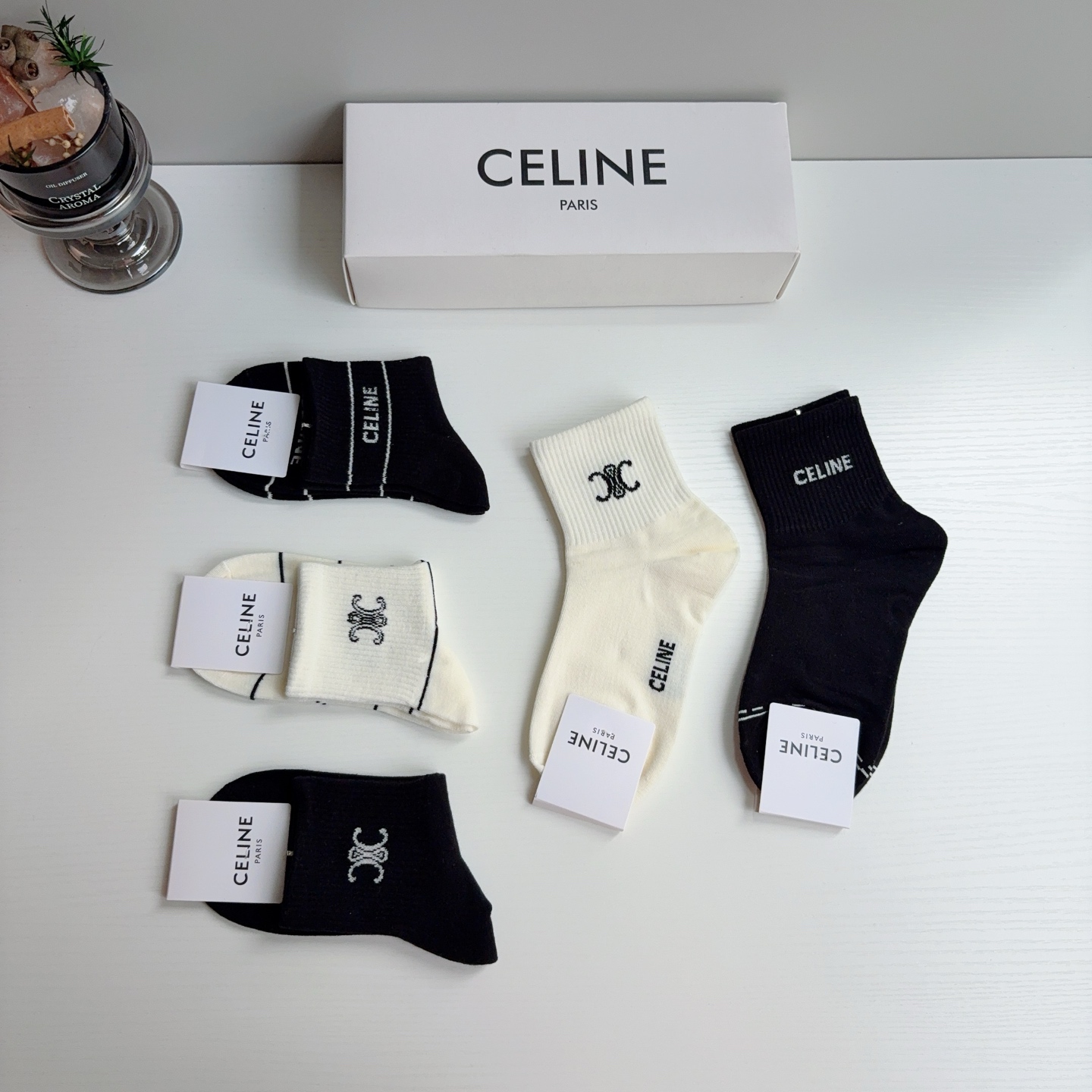 配包装（一盒5双） CELINE  赛琳 新款中筒袜！纯棉面料大牌出街，潮人必备袜子！