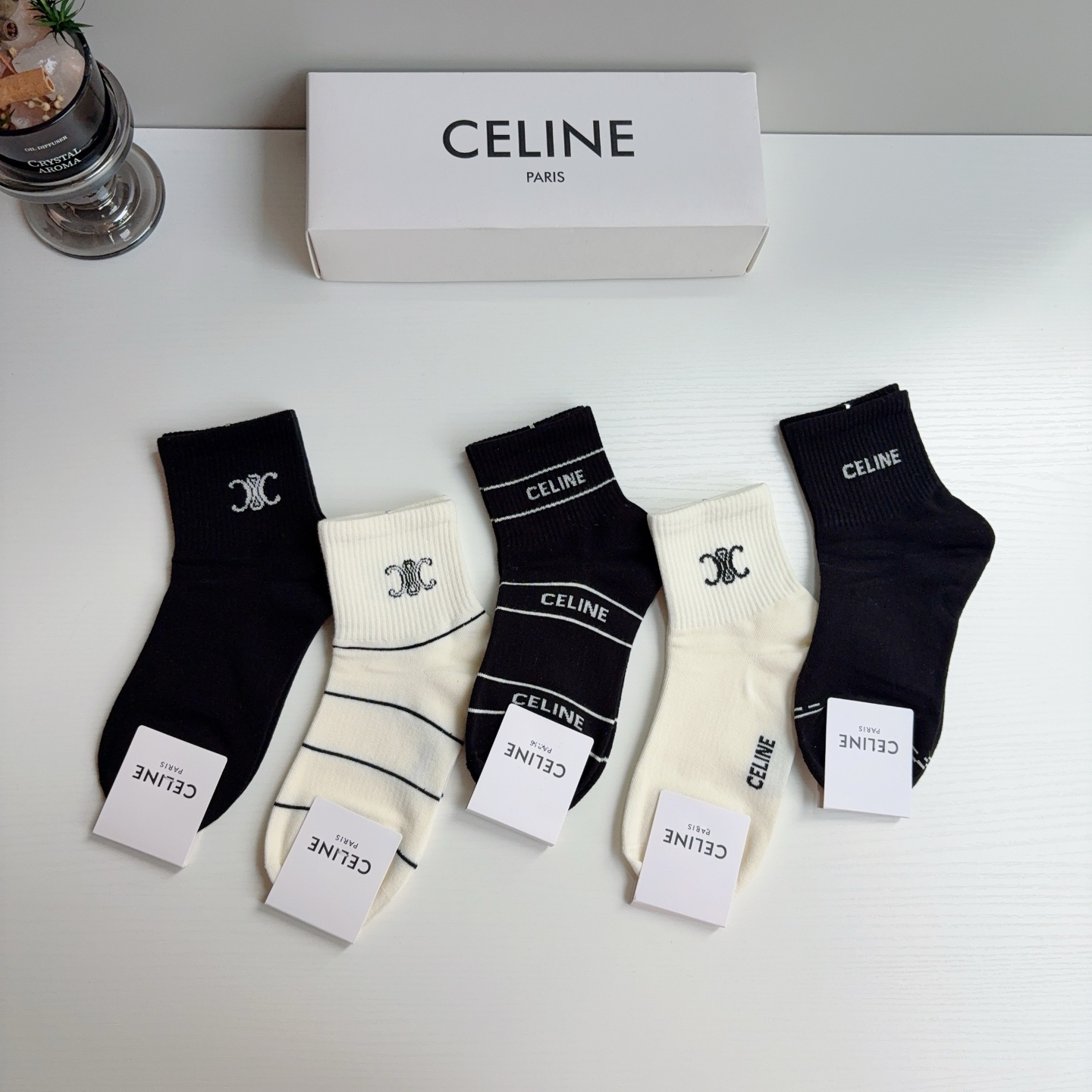 配包装（一盒5双） CELINE  赛琳 新款中筒袜！纯棉面料大牌出街，潮人必备袜子！