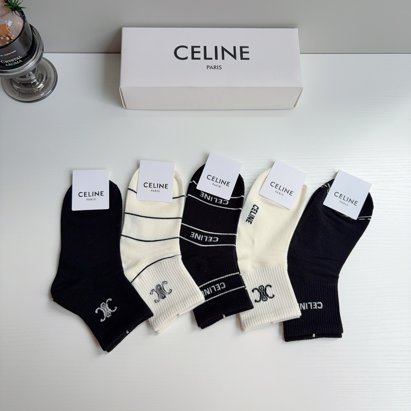 配包装（一盒5双） CELINE  赛琳 新款中筒袜！纯棉面料大牌出街，潮人必备袜子！