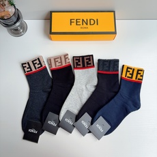 配包装(一盒5双) FENDI 芬迪 新款中筒男款袜子,纯棉面料,潮人必备 ,经典双F,个性时尚百搭款,你值得拥有哦💗 配包装(一盒5双) FENDI 芬迪 新款中筒男款袜子,纯棉面料,潮人必备 ,经典双F,个性时尚百搭款,你值得拥有哦💗