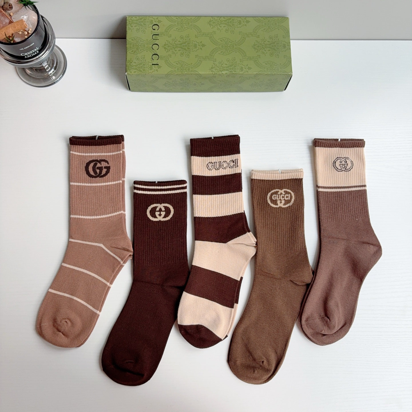 配包装（一盒5双）  Gucci 古奇 ins超火爆长筒袜，纯棉面料，潮人必备 ，经典双G字母，个性时尚百搭款！