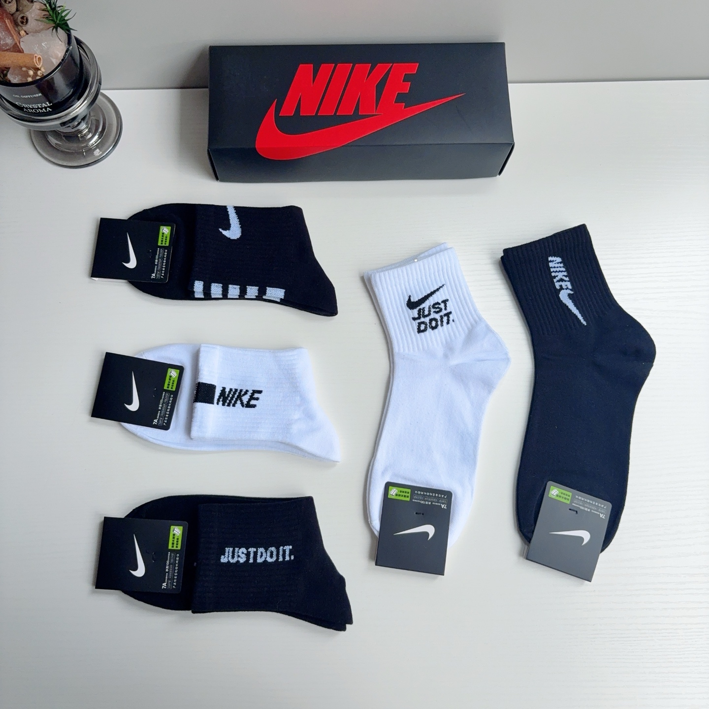 配包装（一盒5双） 新款 Nike/耐克 男士中筒袜子 超柔软面料 抗菌防臭吸汗透气百搭款！