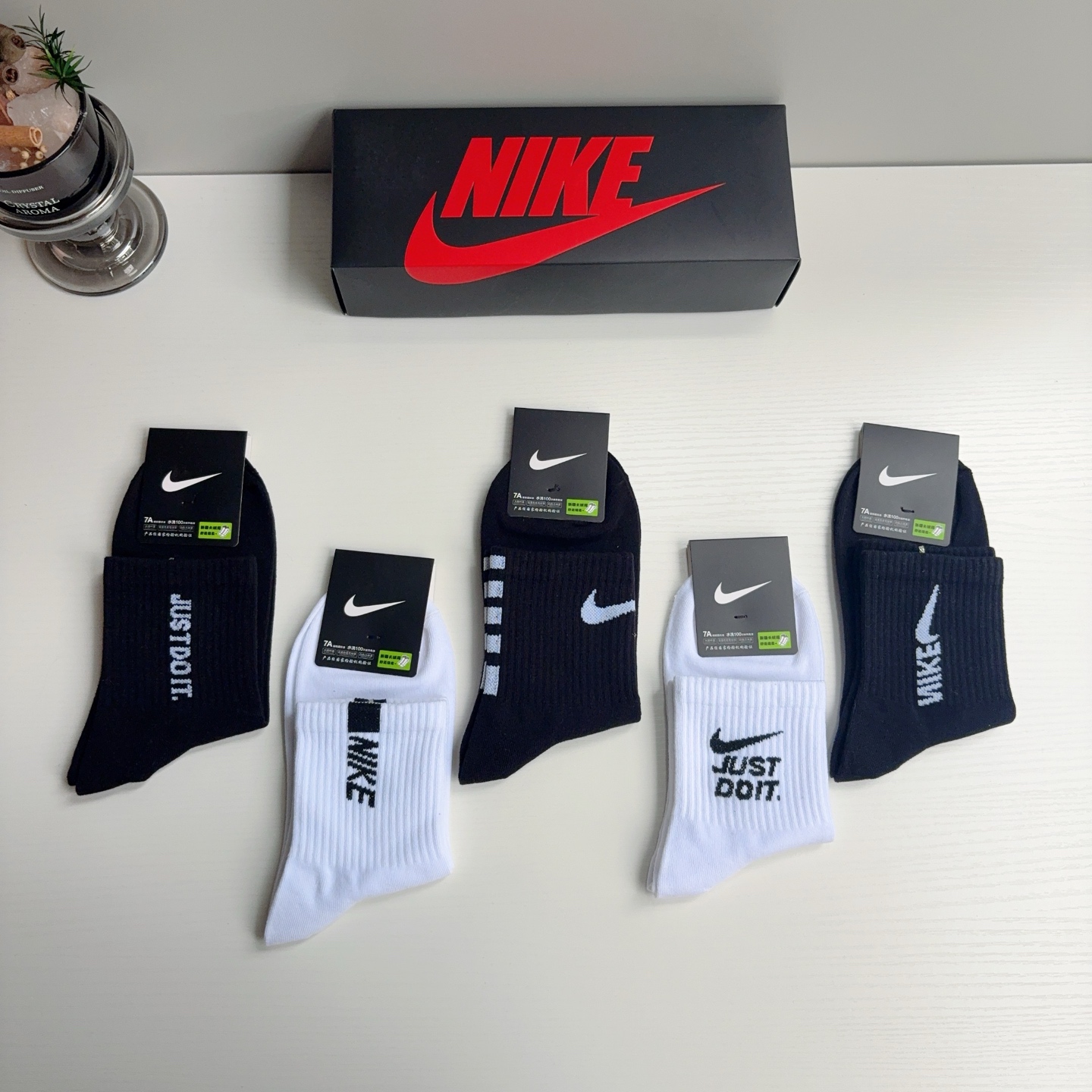 配包装（一盒5双） 新款 Nike/耐克 男士中筒袜子 超柔软面料 抗菌防臭吸汗透气百搭款！