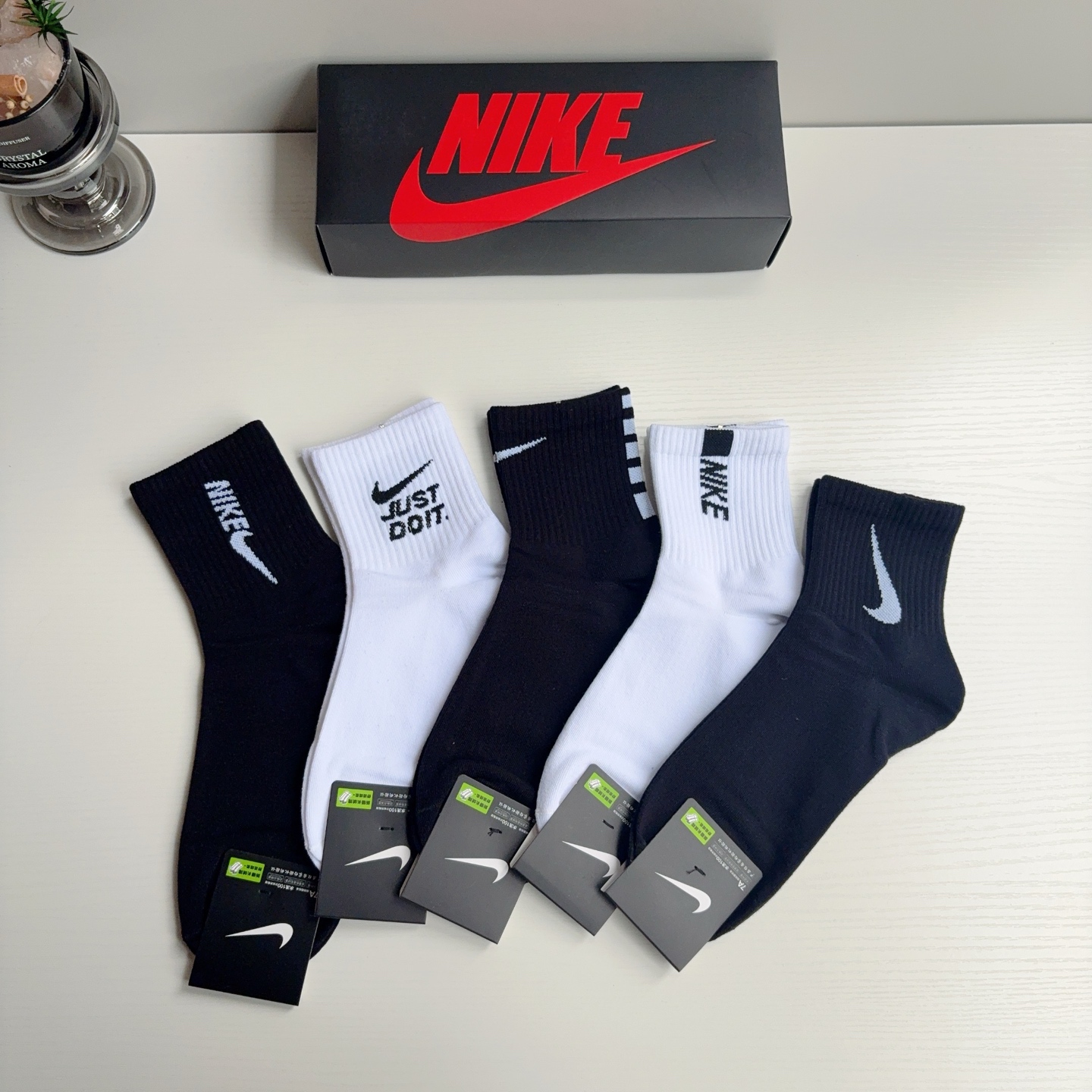 配包装（一盒5双） 新款 Nike/耐克 男士中筒袜子 超柔软面料 抗菌防臭吸汗透气百搭款！