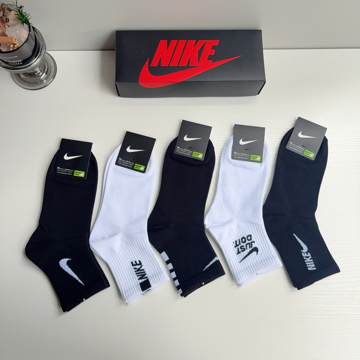 配包装（一盒5双） 新款 Nike/耐克 男士中筒袜子 超柔软面料 抗菌防臭吸汗透气百搭款！
