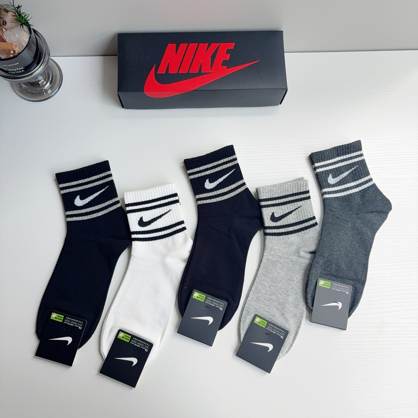 配包装（一盒5双） 新款 Nike/耐克 男士中筒袜子 超柔软面料 抗菌防臭吸汗透气百搭款！