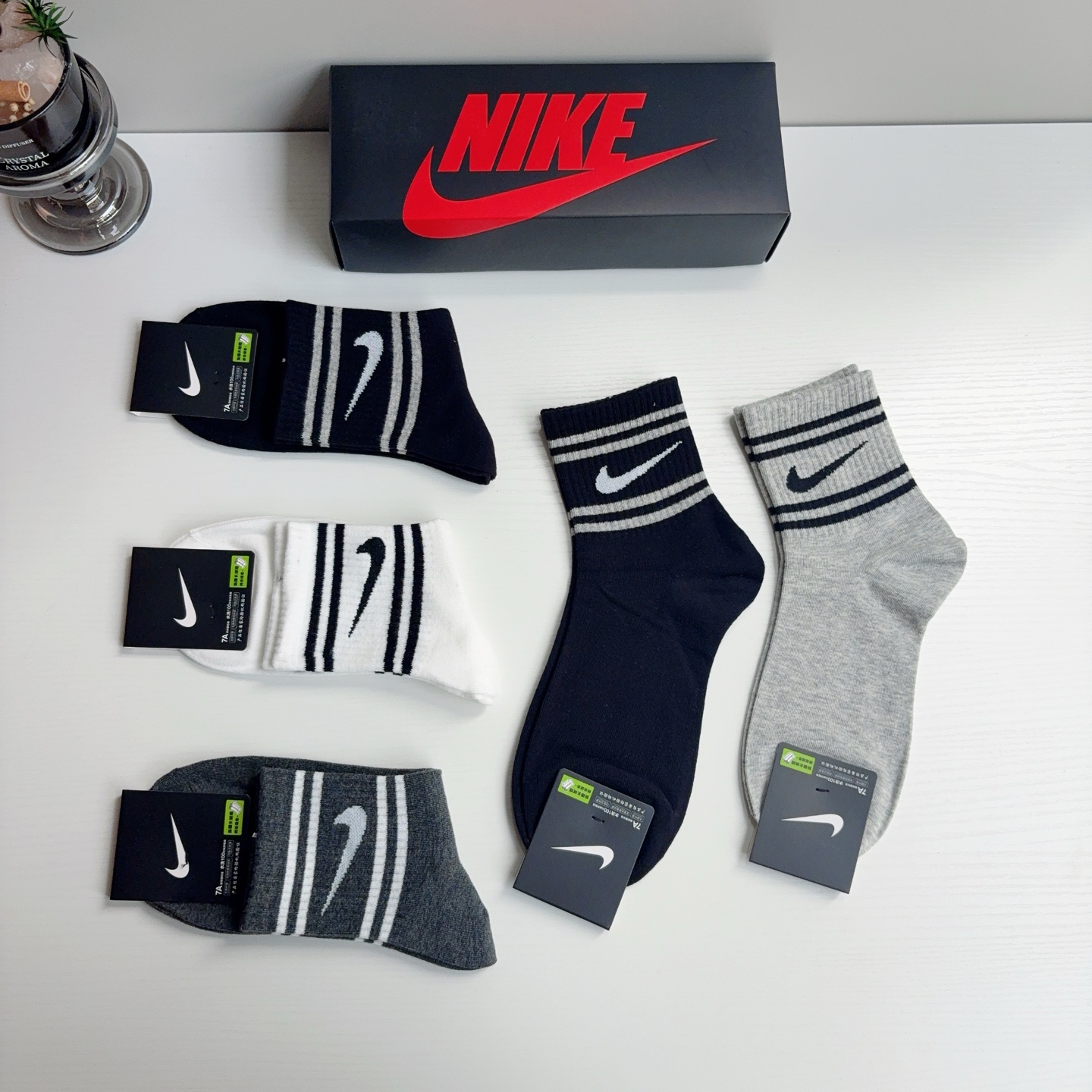 配包装（一盒5双） 新款 Nike/耐克 男士中筒袜子 超柔软面料 抗菌防臭吸汗透气百搭款！