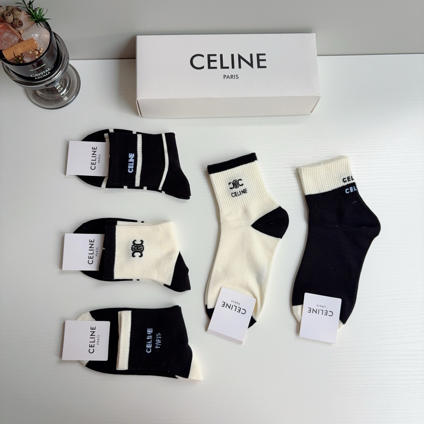 配包装（一盒5双） CELINE  赛琳 新款中筒袜！纯棉面料袜子，💛大牌出街，潮人必备🔥超好搭