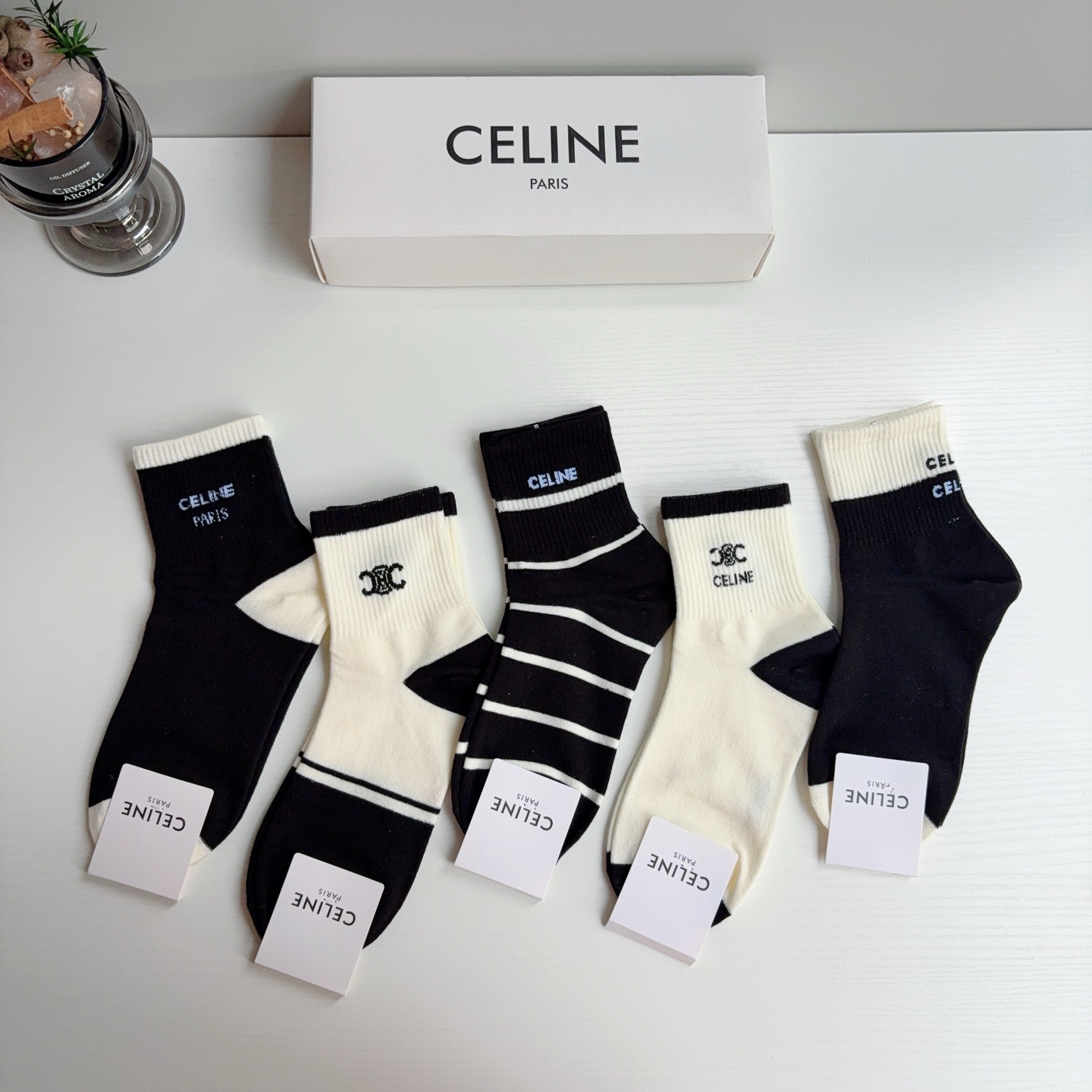 配包装（一盒5双） CELINE  赛琳 新款中筒袜！纯棉面料袜子，💛大牌出街，潮人必备🔥超好搭