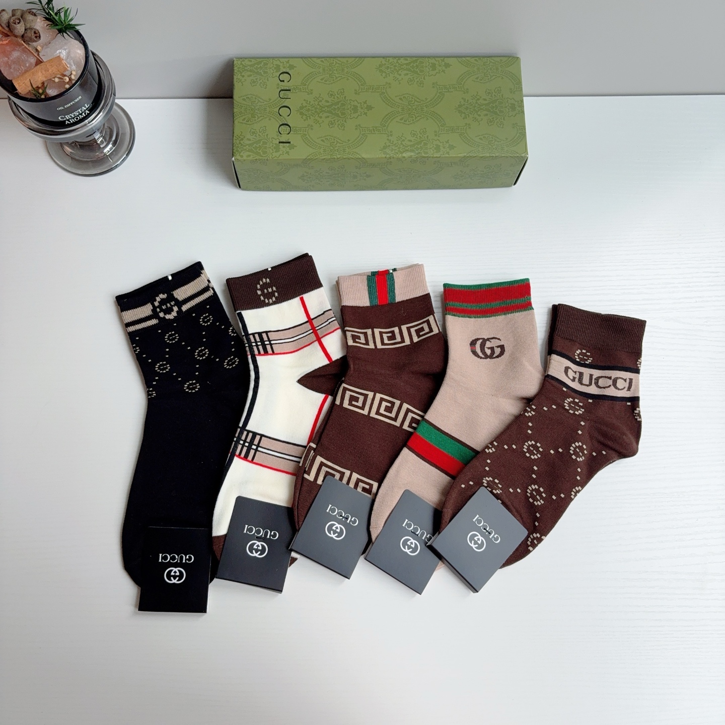 配包装（一盒5双） GUCCI 古奇男士新款袜子！纯棉面料，经典图案，专柜同步中筒袜子，💛大牌出街，潮人必备🔥超好搭