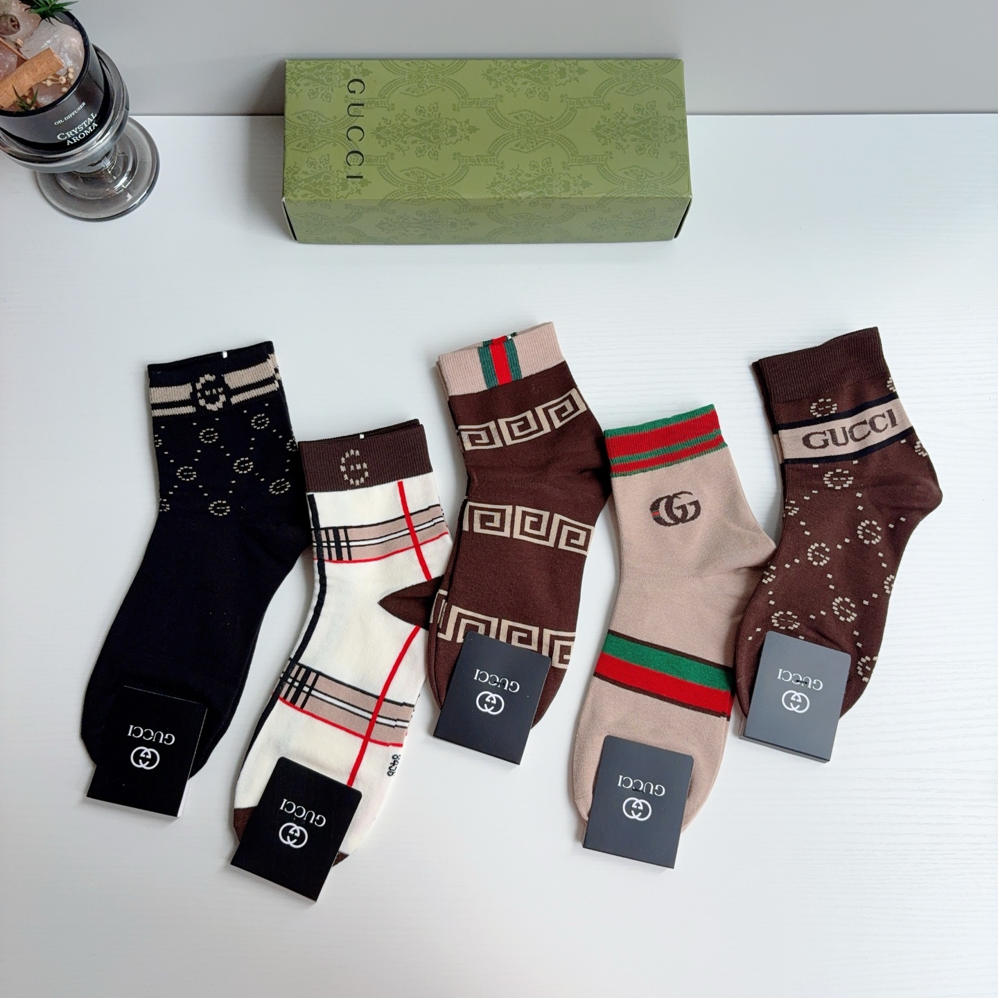 配包装（一盒5双） GUCCI 古奇男士新款袜子！纯棉面料，经典图案，专柜同步中筒袜子，💛大牌出街，潮人必备🔥超好搭