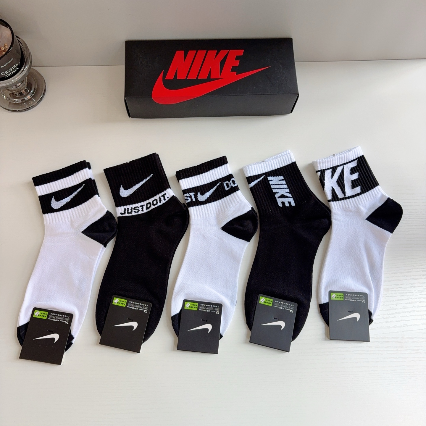 配包装（一盒5双） 新款 Nike/耐克 男士中筒袜子 超柔软面料 抗菌防臭吸汗透气百搭款！