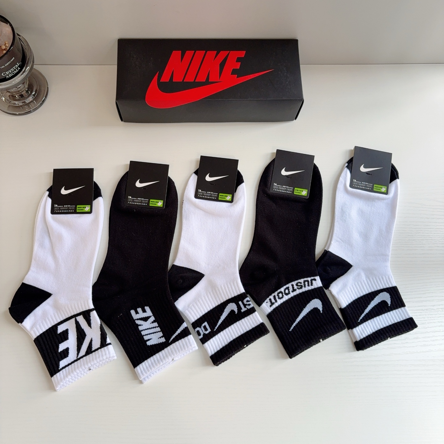 配包装（一盒5双） 新款 Nike/耐克 男士中筒袜子 超柔软面料 抗菌防臭吸汗透气百搭款！