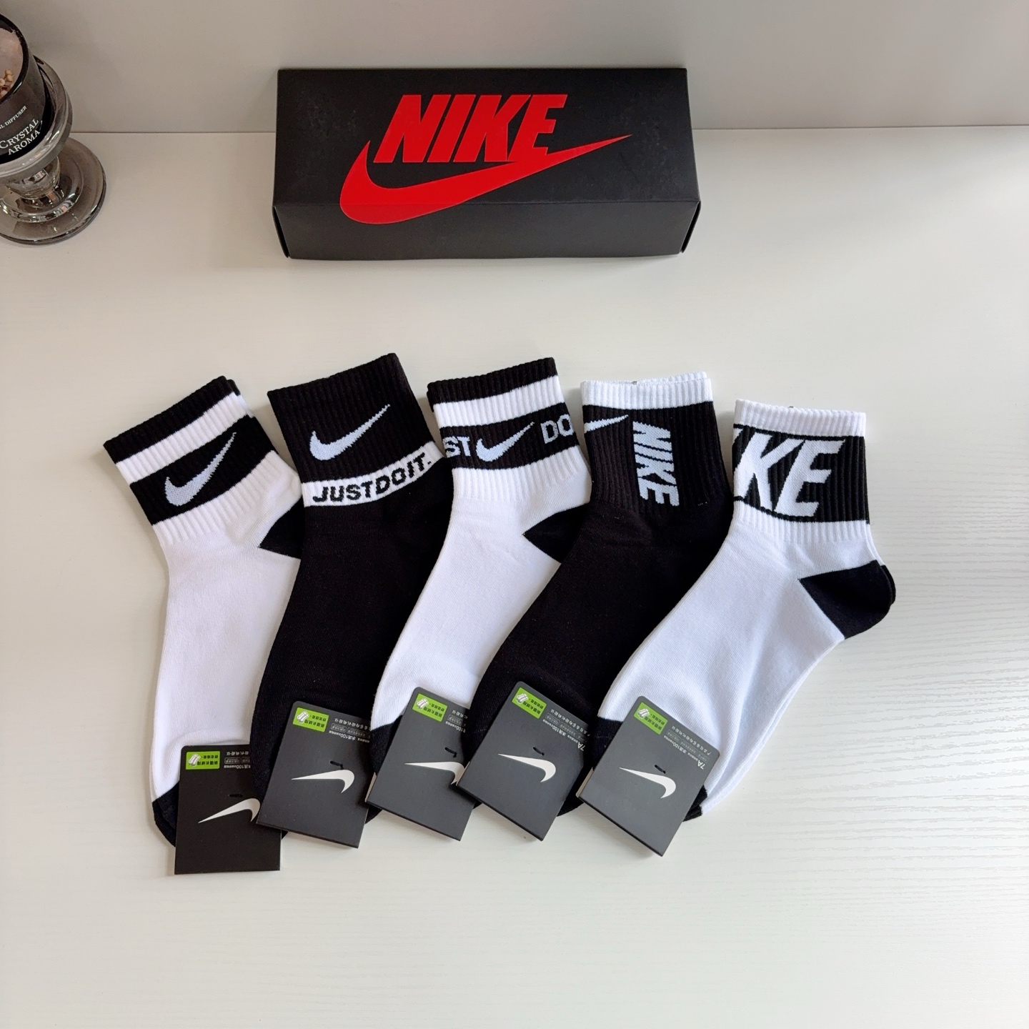 配包装（一盒5双） 新款 Nike/耐克 男士中筒袜子 超柔软面料 抗菌防臭吸汗透气百搭款！