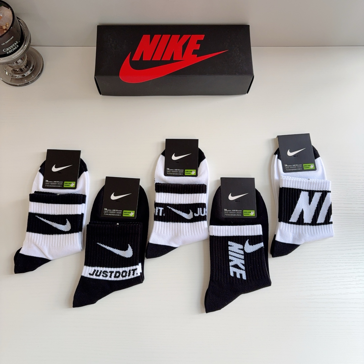 配包装（一盒5双） 新款 Nike/耐克 男士中筒袜子 超柔软面料 抗菌防臭吸汗透气百搭款！