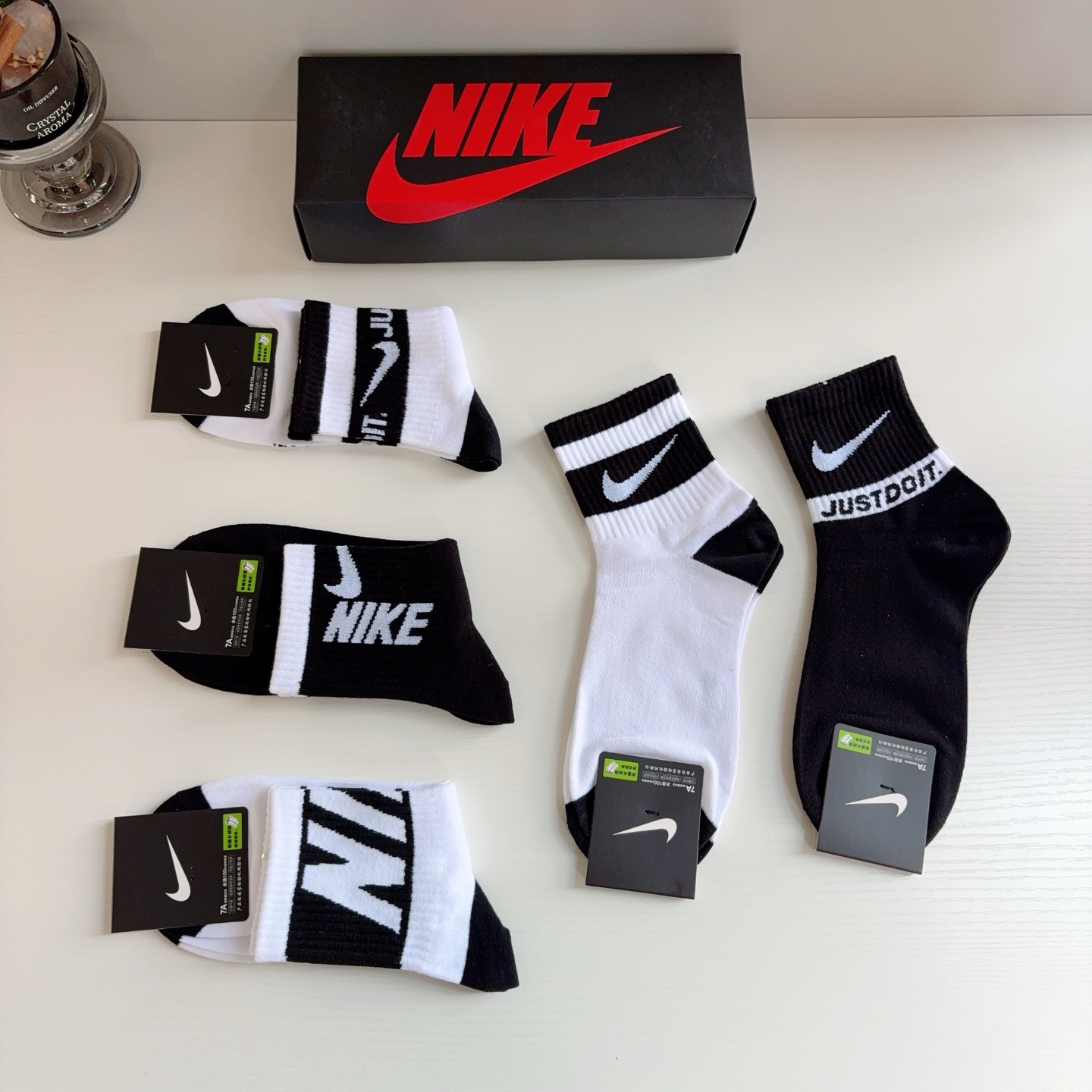 配包装（一盒5双） 新款 Nike/耐克 男士中筒袜子 超柔软面料 抗菌防臭吸汗透气百搭款！