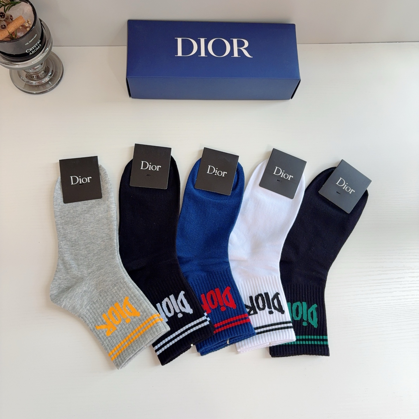 配包装（一盒5双） Dior 迪奥 新款字母男款中筒袜子！爆款专柜同步袜子，💛大牌出街，潮人必备🔥超好搭