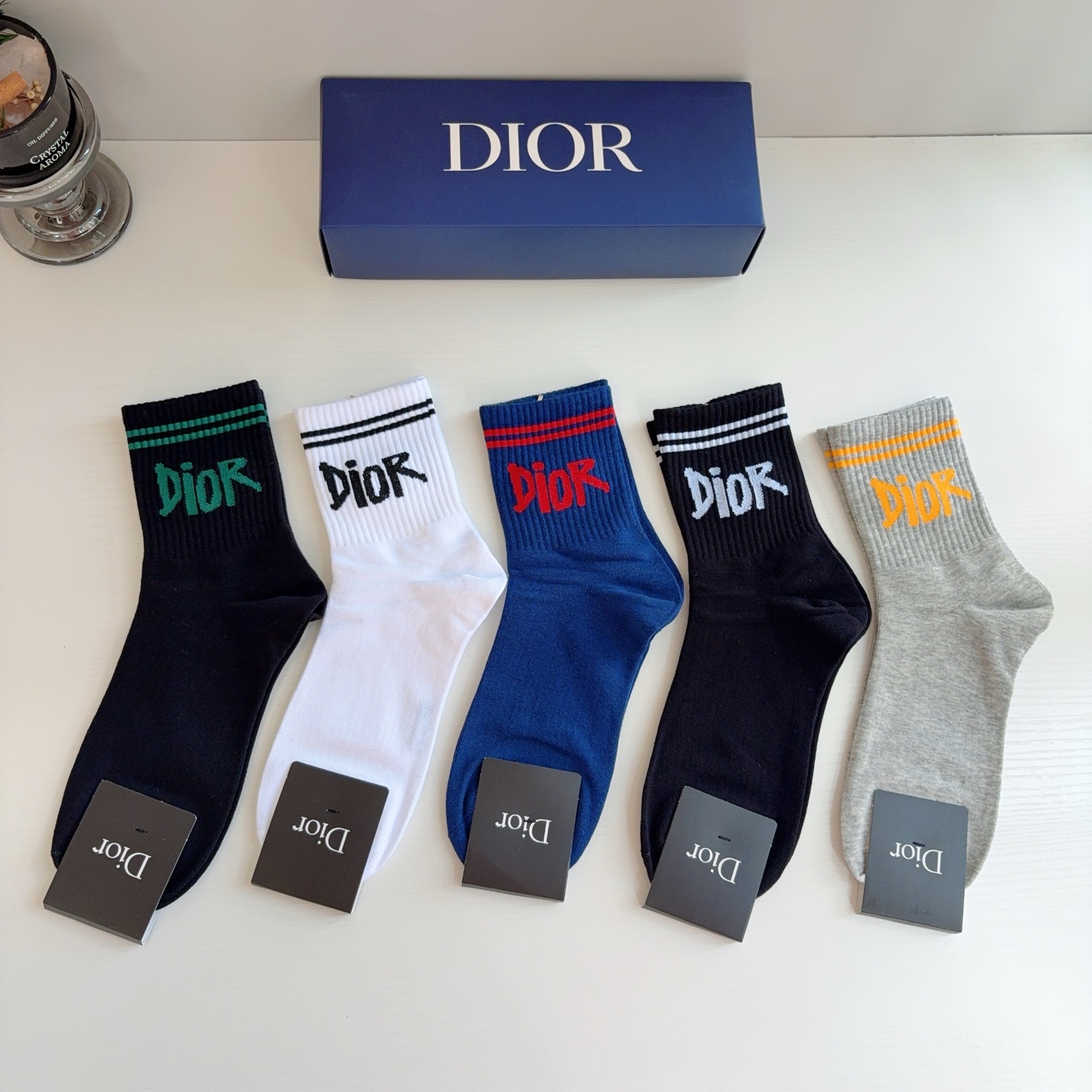 配包装（一盒5双） Dior 迪奥 新款字母男款中筒袜子！爆款专柜同步袜子，💛大牌出街，潮人必备🔥超好搭