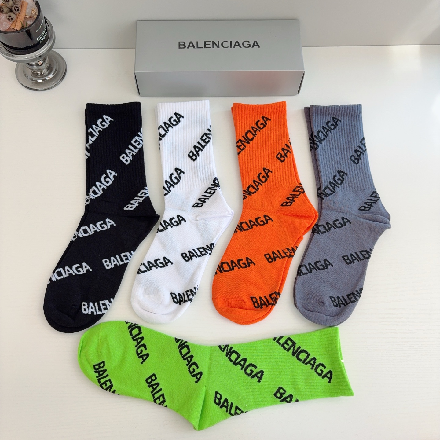 配包装【一盒5双】 BALENCIAGA 巴黎世家高版本超级柔软长筒袜子