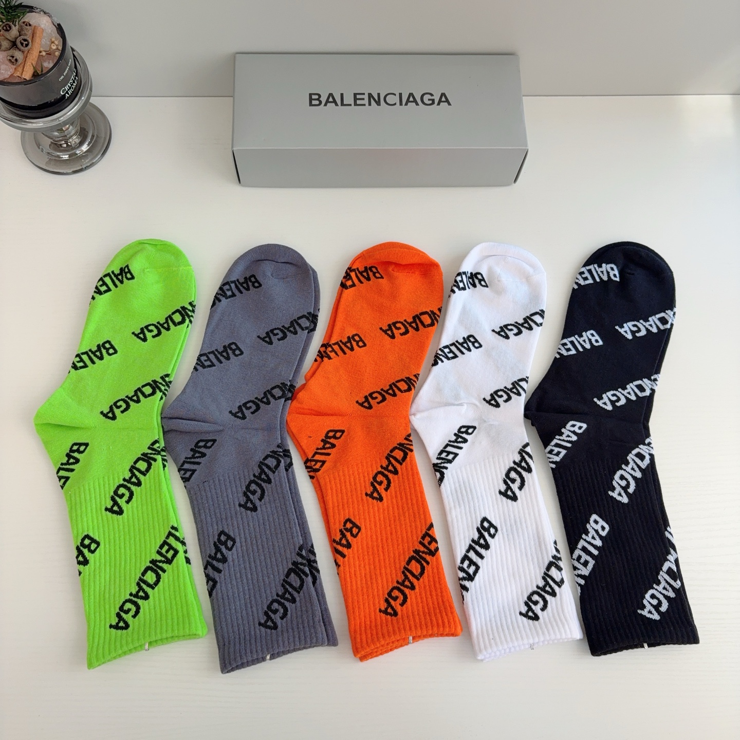 配包装【一盒5双】 BALENCIAGA 巴黎世家高版本超级柔软长筒袜子