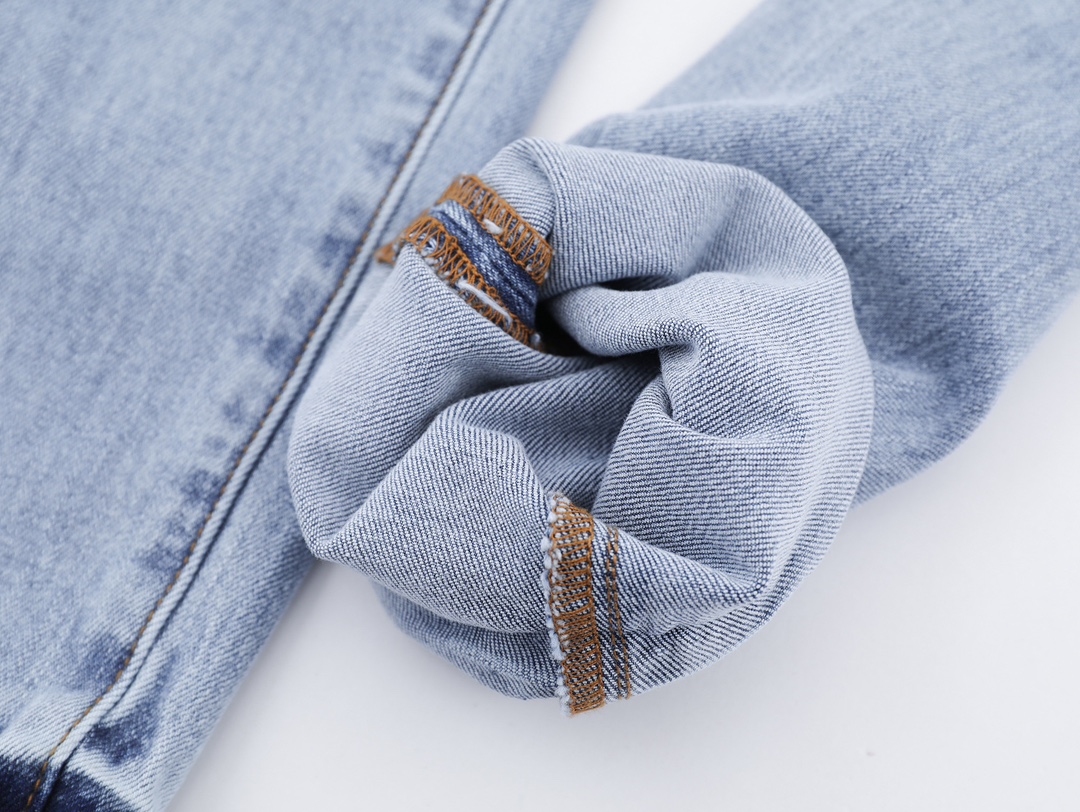 “PURPLE Brand Jeans: High-End Quality American Style Denim for Fashionable Youth” - 图片 5