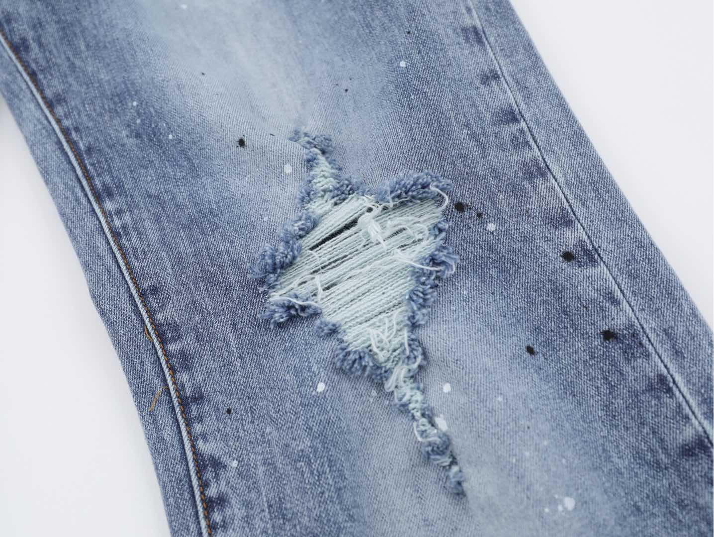 “PURPLE Brand: High-End American-Style Jeans with Unique Market Differentiation” - 图片 5