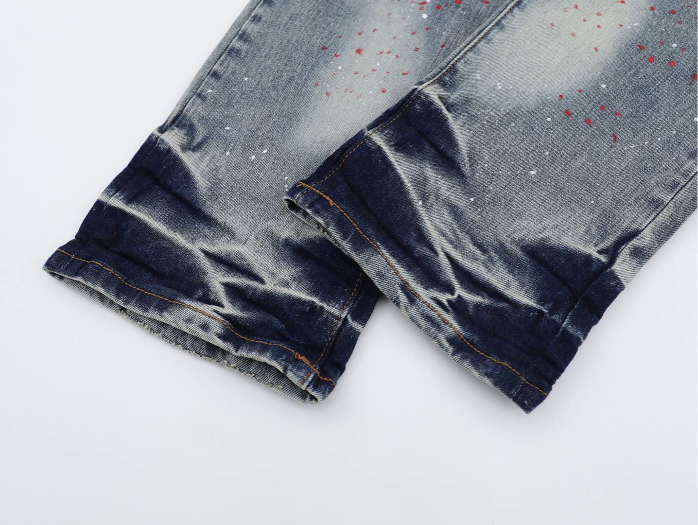 PURPLE Brand New Light-Coloured Jeans with Unique Graffiti Detail - 图片 6
