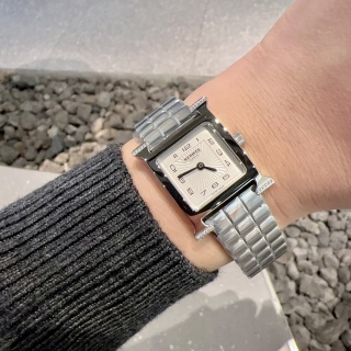 Richard Mille Heure H Small 21mm detail 6