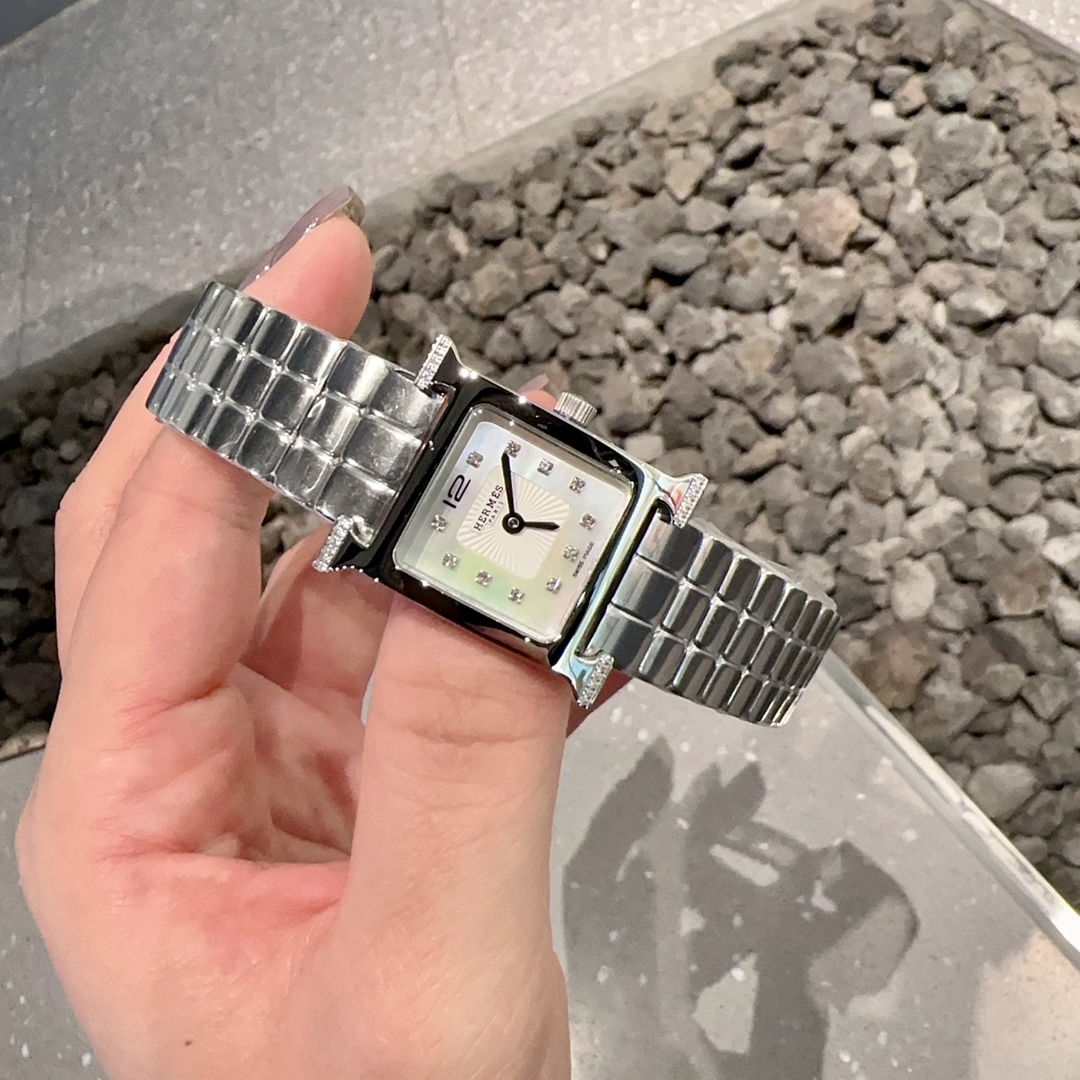 Hermes Heure H 21mm silver-tone steel case and bracelet, white dial 21mm Women's Quartz