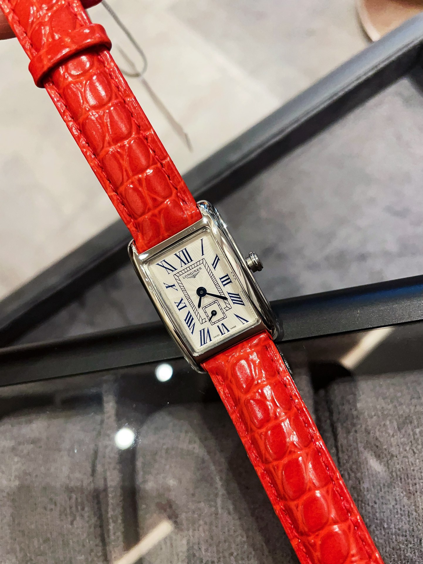 Longines Watches Crocodile skin pattern Dai Zhuo, ladies, hurry up and buy it