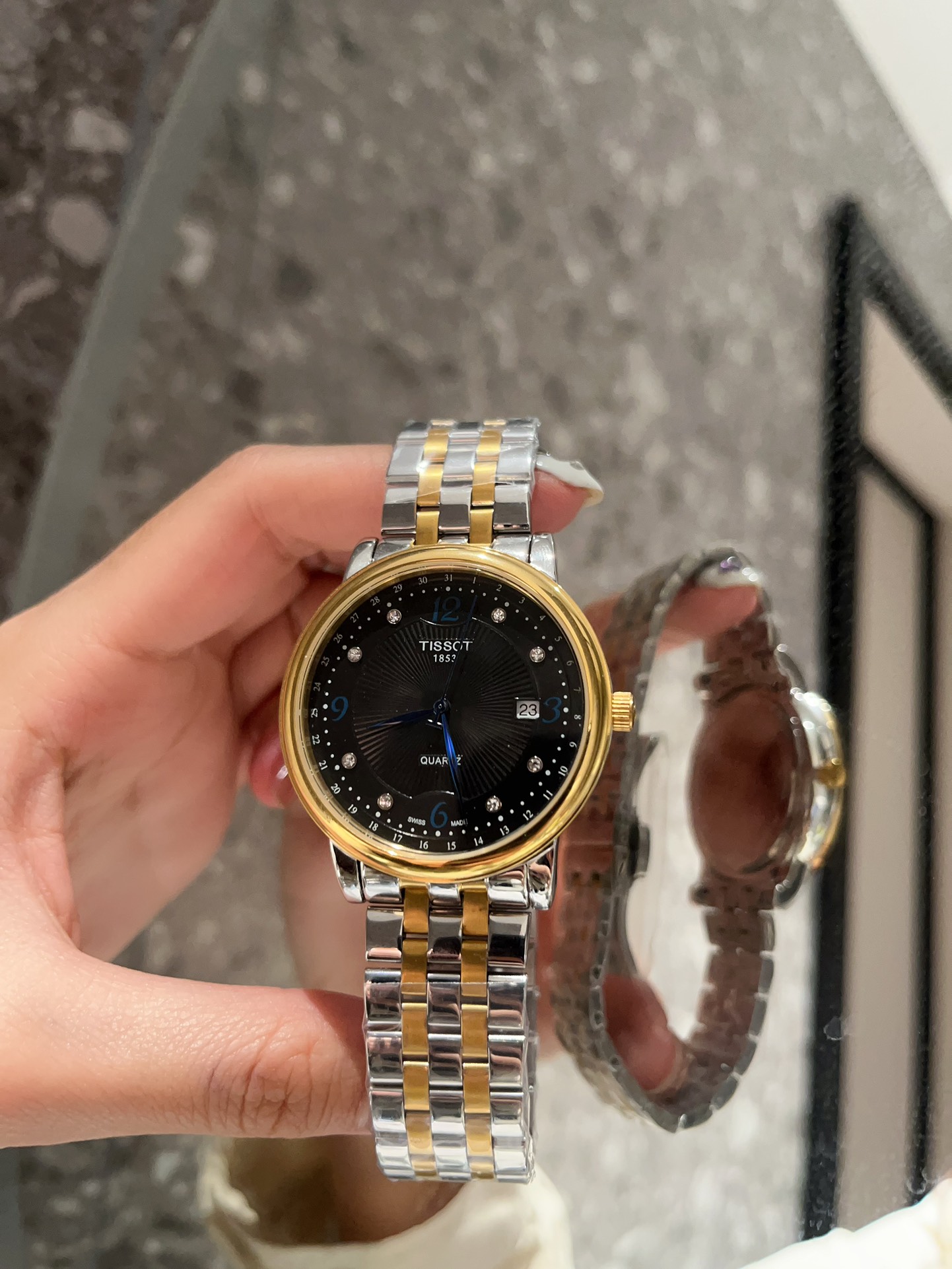 “2024 TSSOTTISSOT Couple Watch: Fine Quality, Global Sales with Imported Materials” - 图片 5
